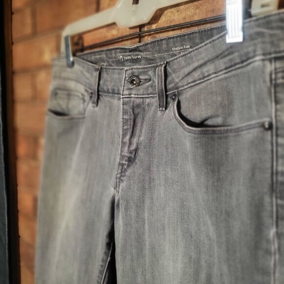 Levi's Women's Modern Rise Skinny Curve in Gray Denim - Size 27 - Picture 2 of 13